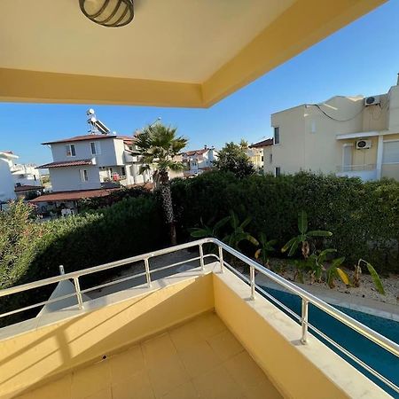 Excellent 3 Storey Villa With A Swimming Pool 贝莱克 外观 照片